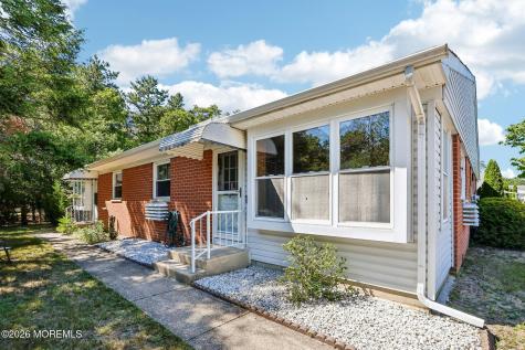 14 Potomac Lane Whiting NJ 08759