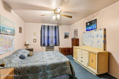 14 Potomac Lane Whiting NJ 08759