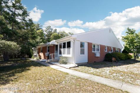 14 Potomac Lane Whiting NJ 08759