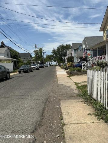 37 Myrtle Avenue Keyport NJ 07735