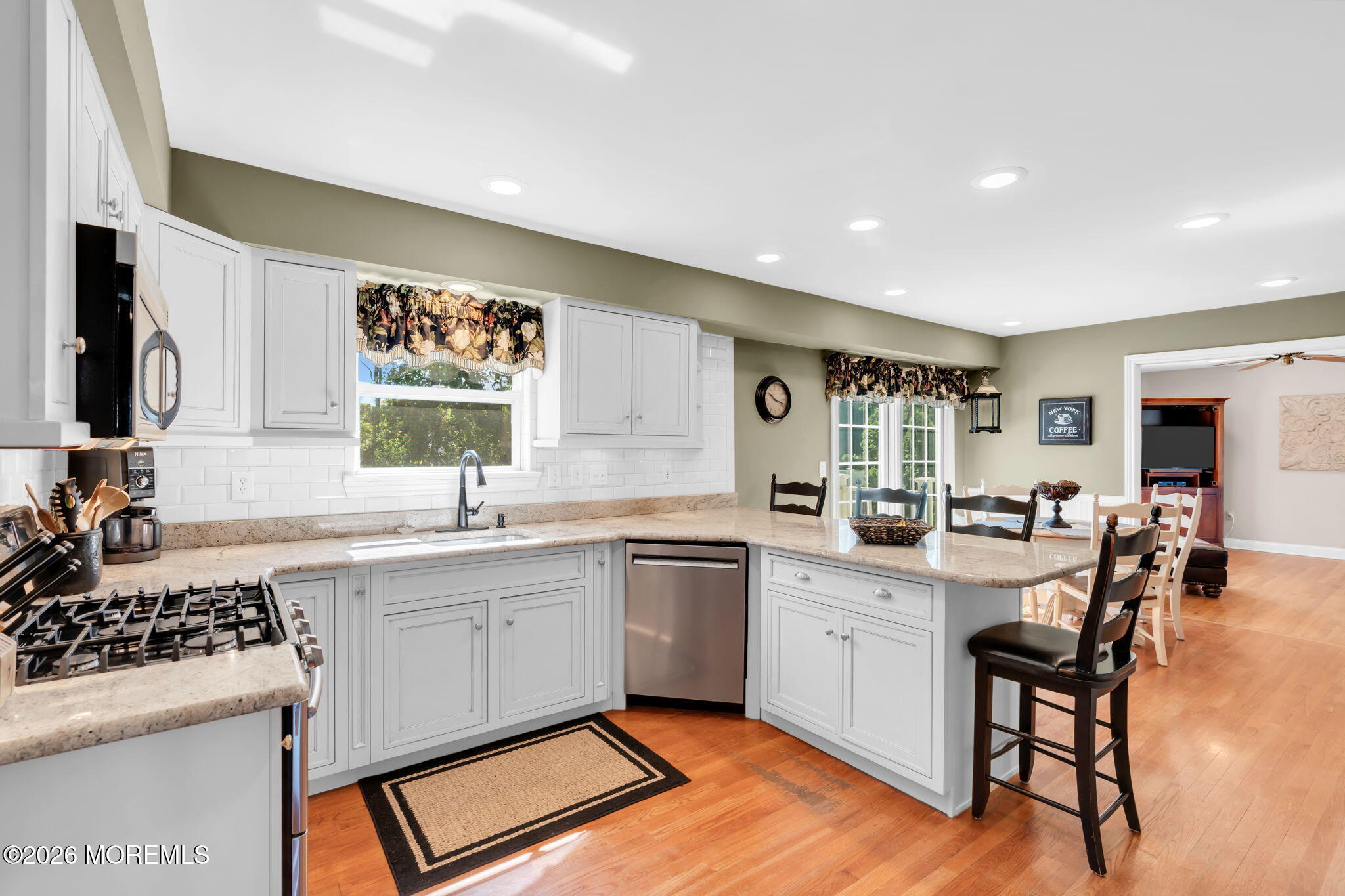 30 Deborah Lane Howell NJ 07731