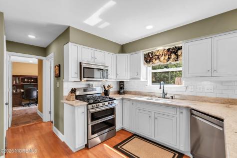 30 Deborah Lane Howell NJ 07731