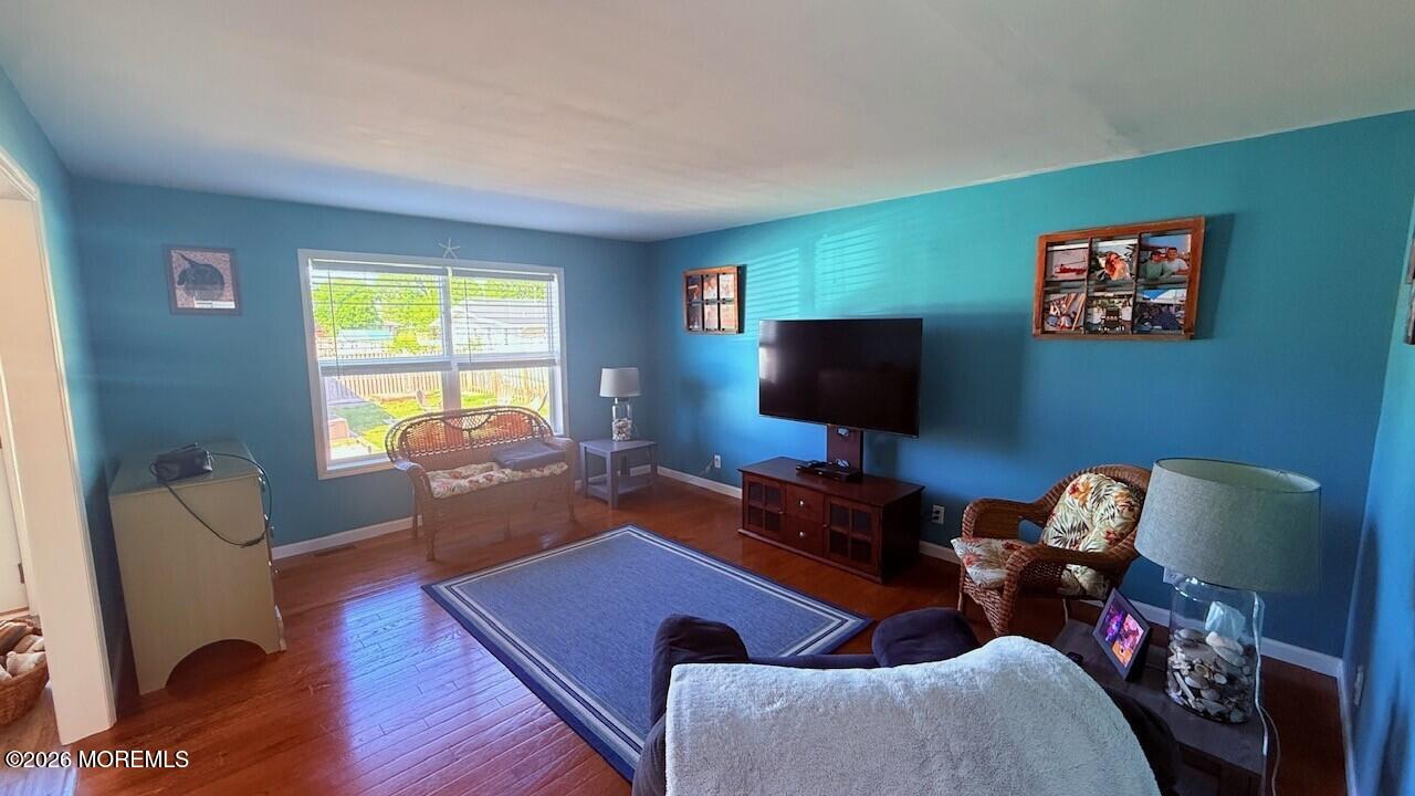 6 Spring Street Beachwood NJ 08722