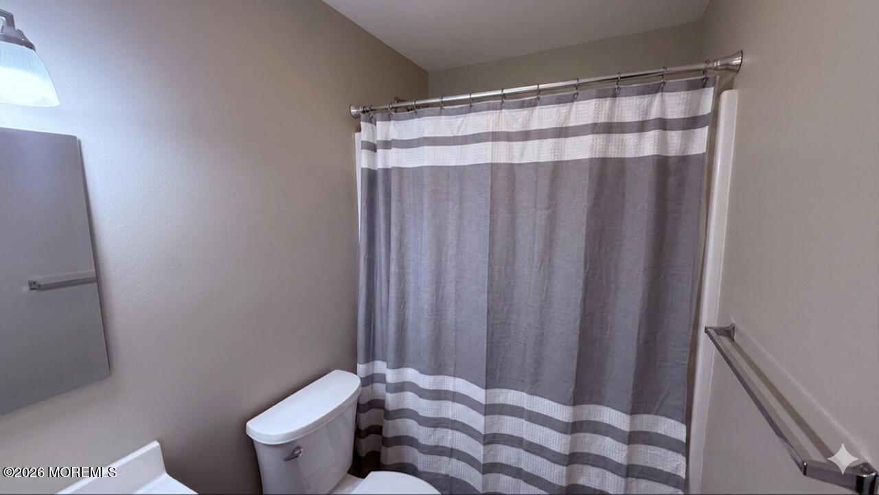 6 Spring Street Beachwood NJ 08722