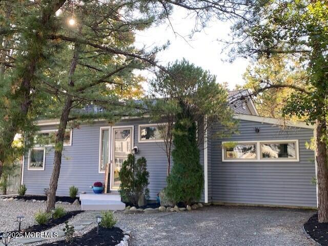 1013 Beach Lane Manahawkin NJ 08050