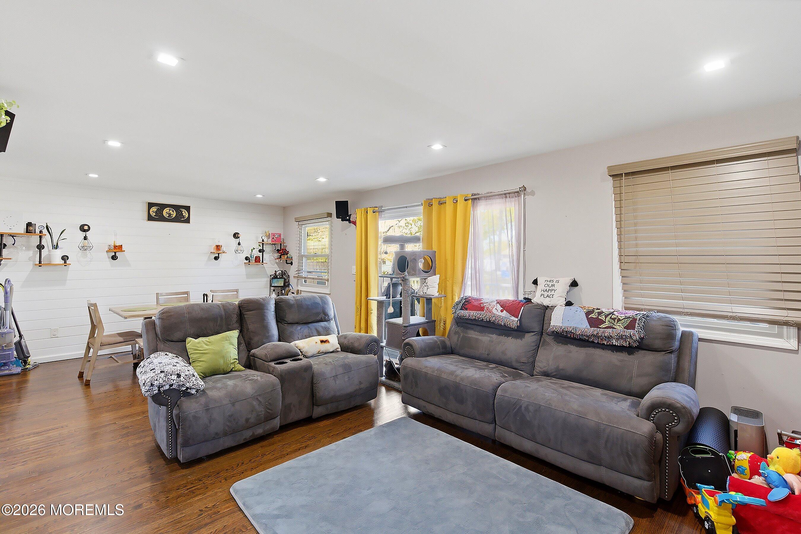 957 Cypress Avenue Brick NJ 08723