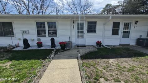 308C Malvern Court Lakewood NJ 08701