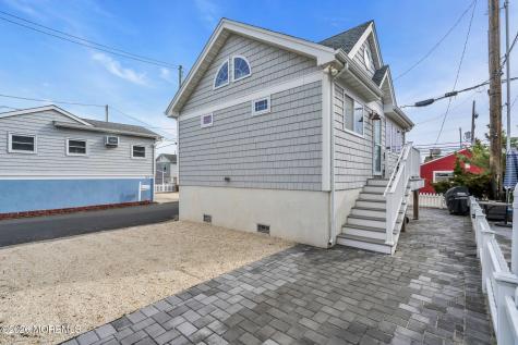 105 W Bayberry Way Lavallette NJ 08735