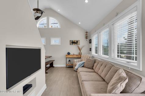 105 W Bayberry Way Lavallette NJ 08735