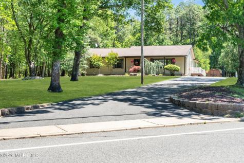 819 Harmony Road Jackson NJ 08527