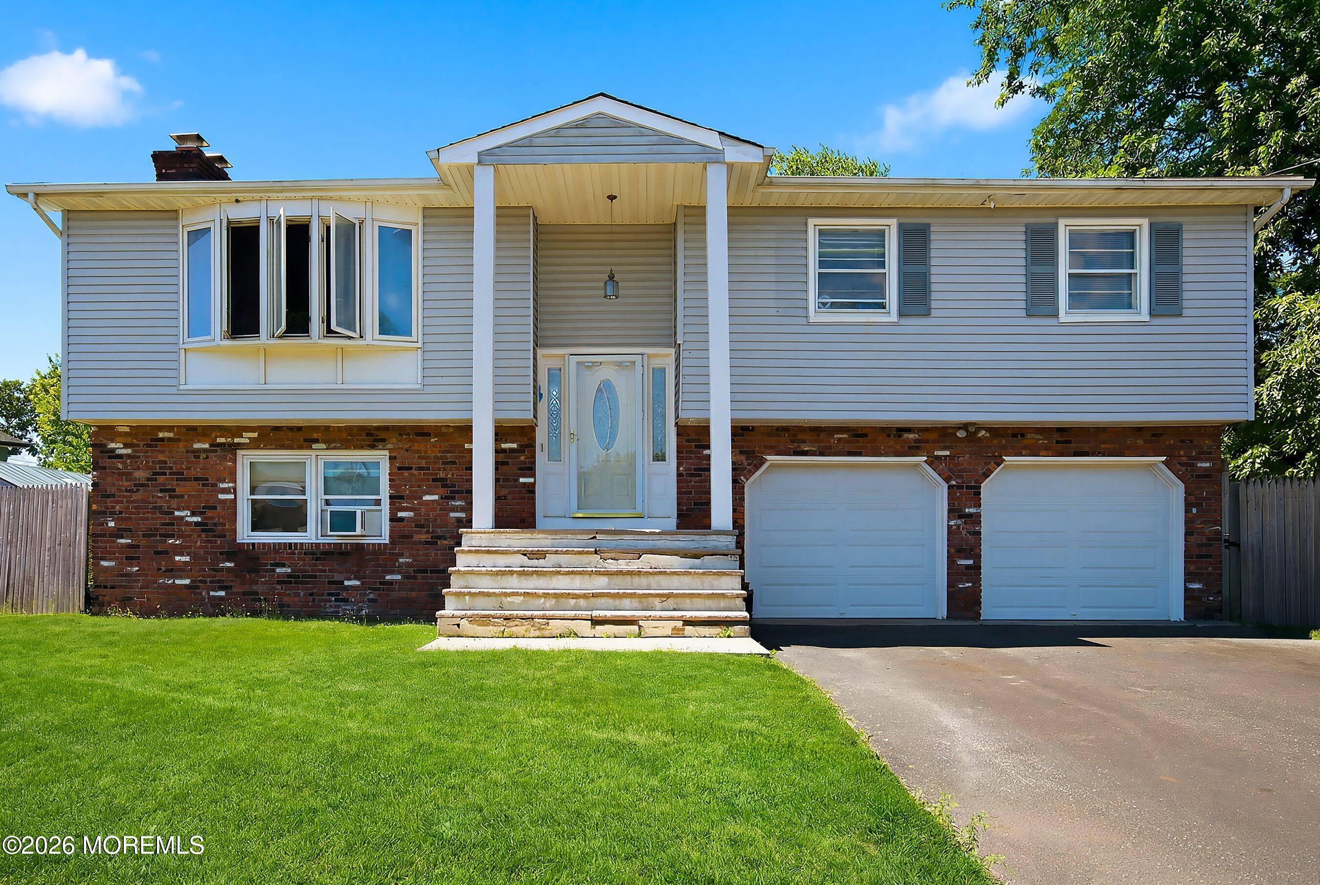 81 Elm Street Beachwood NJ 08722