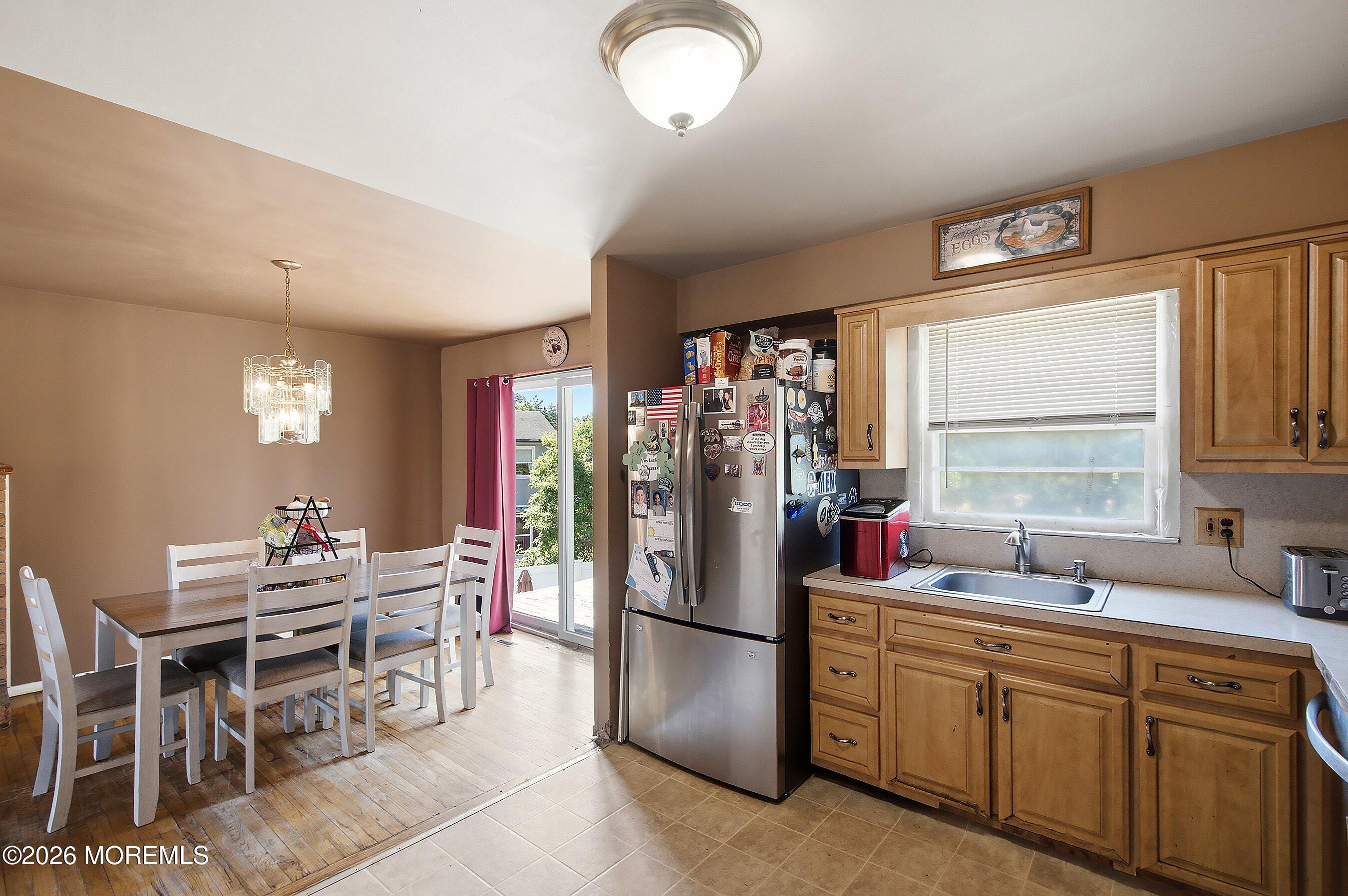81 Elm Street Beachwood NJ 08722