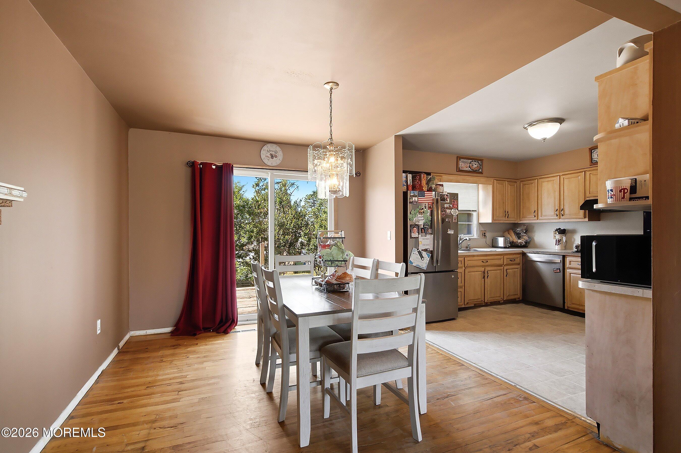 81 Elm Street Beachwood NJ 08722