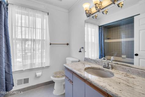 30 Wendy Court Jackson NJ 08527