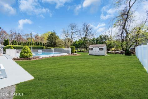 30 Wendy Court Jackson NJ 08527