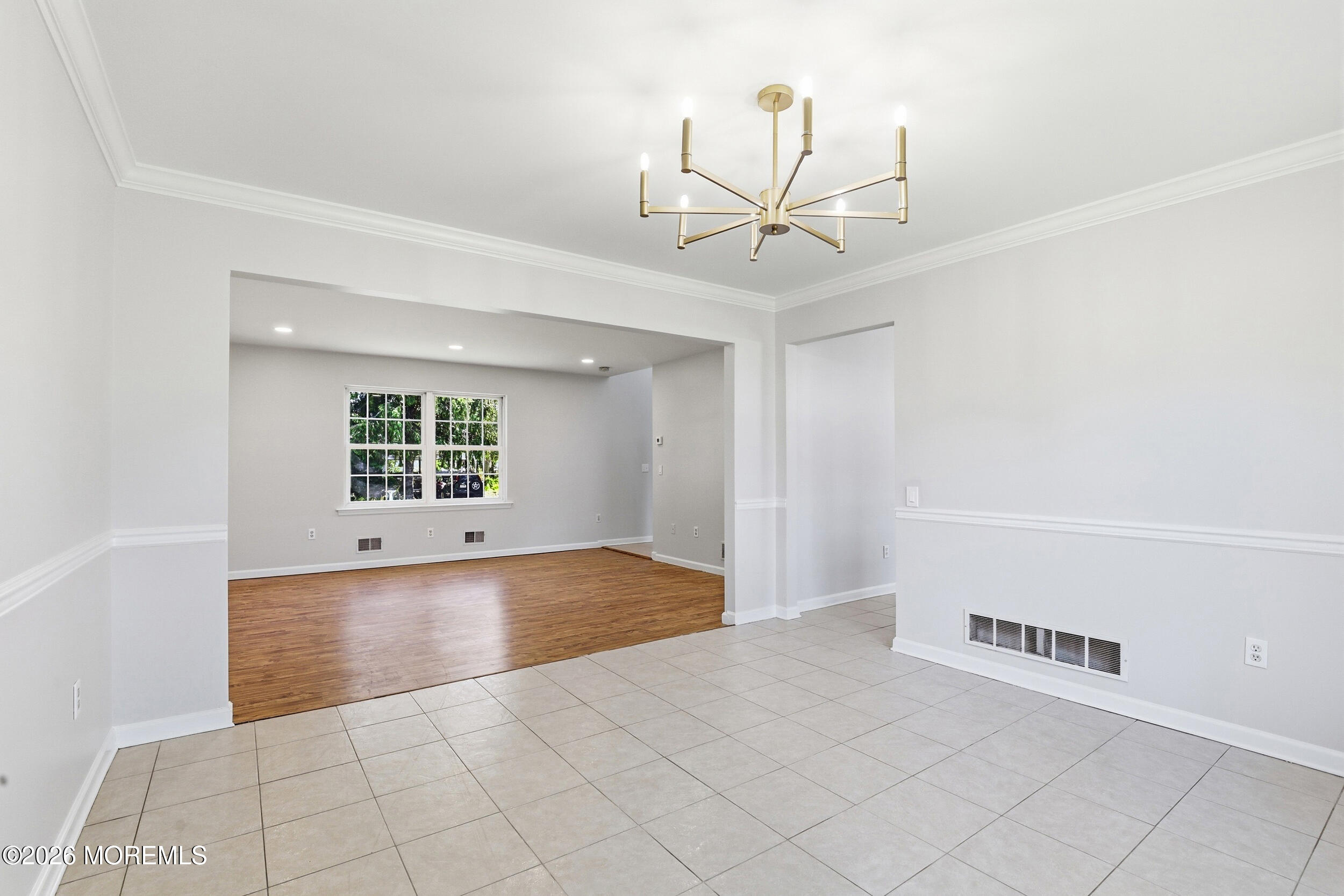808 Anchor Avenue Beachwood NJ 08722