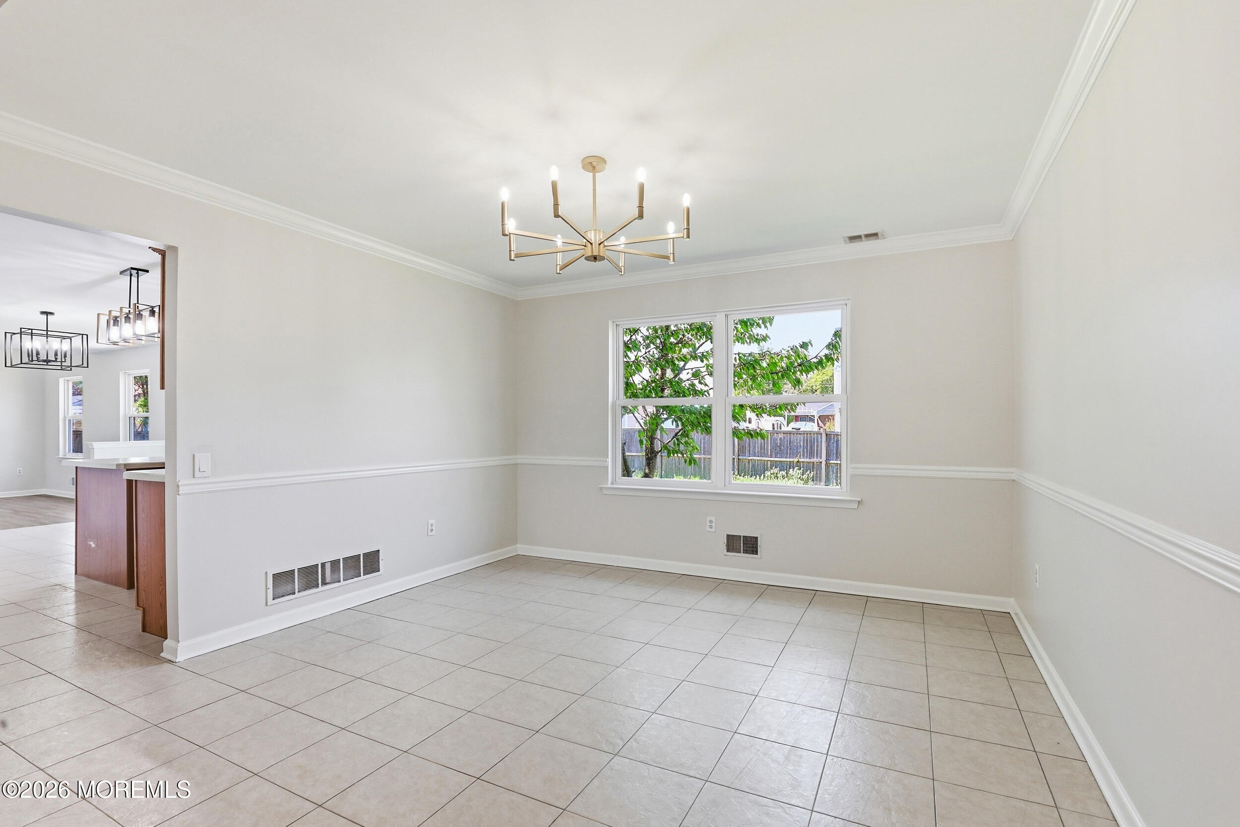 808 Anchor Avenue Beachwood NJ 08722