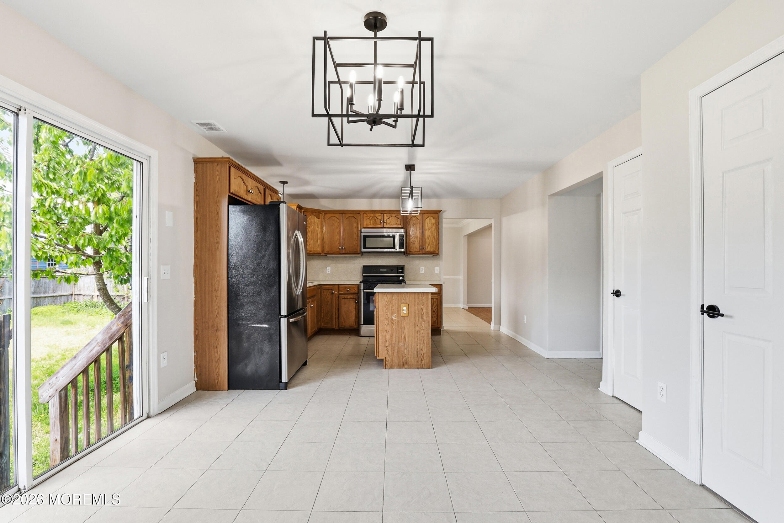 808 Anchor Avenue Beachwood NJ 08722