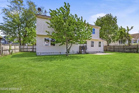 808 Anchor Avenue Beachwood NJ 08722