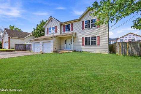 808 Anchor Avenue Beachwood NJ 08722