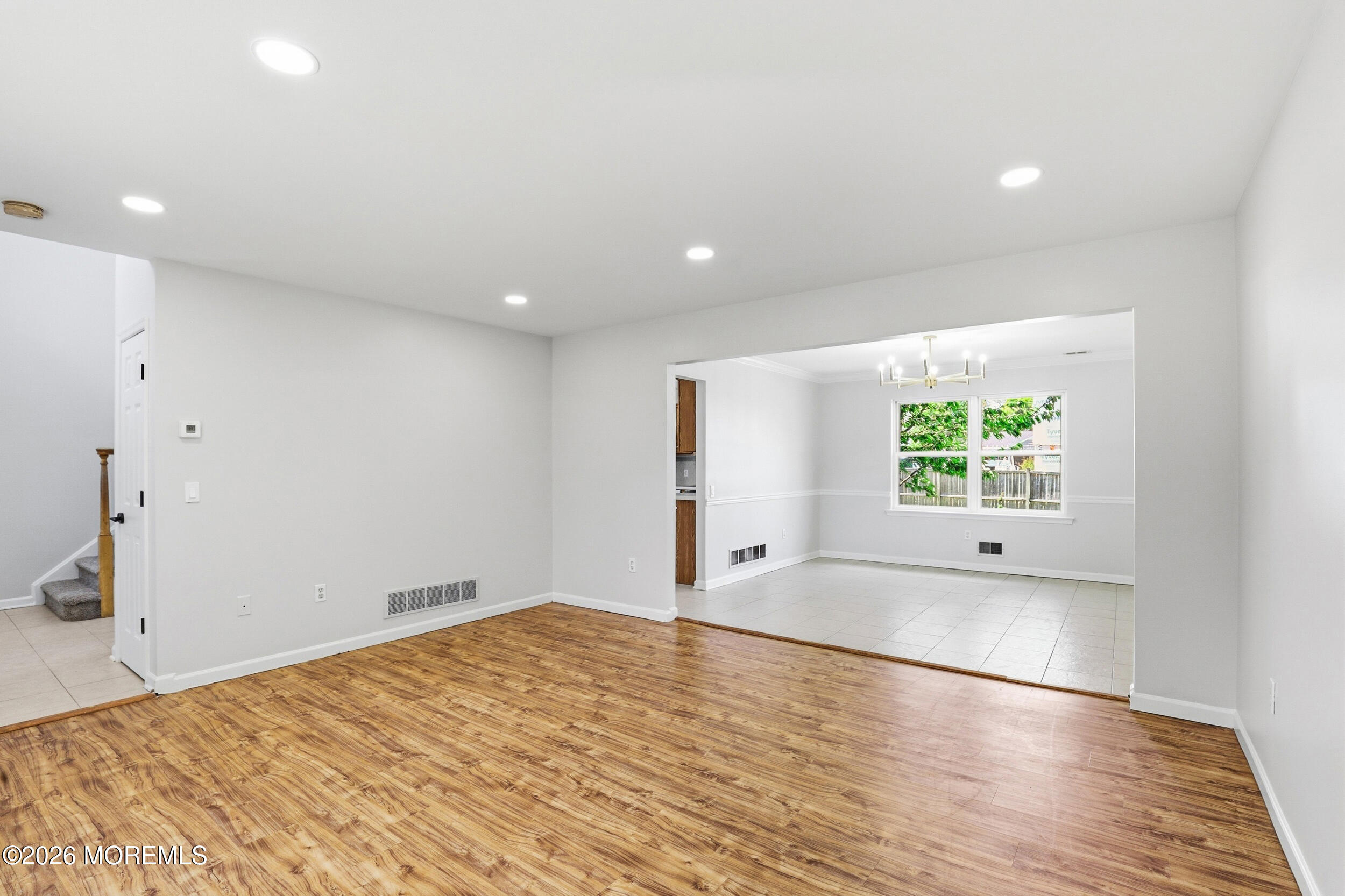 808 Anchor Avenue Beachwood NJ 08722