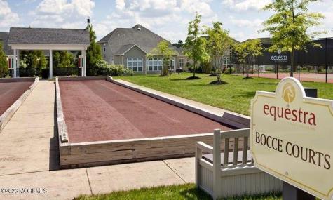 21 W Baccio Lane Farmingdale NJ 07727