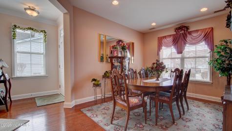21 W Baccio Lane Farmingdale NJ 07727