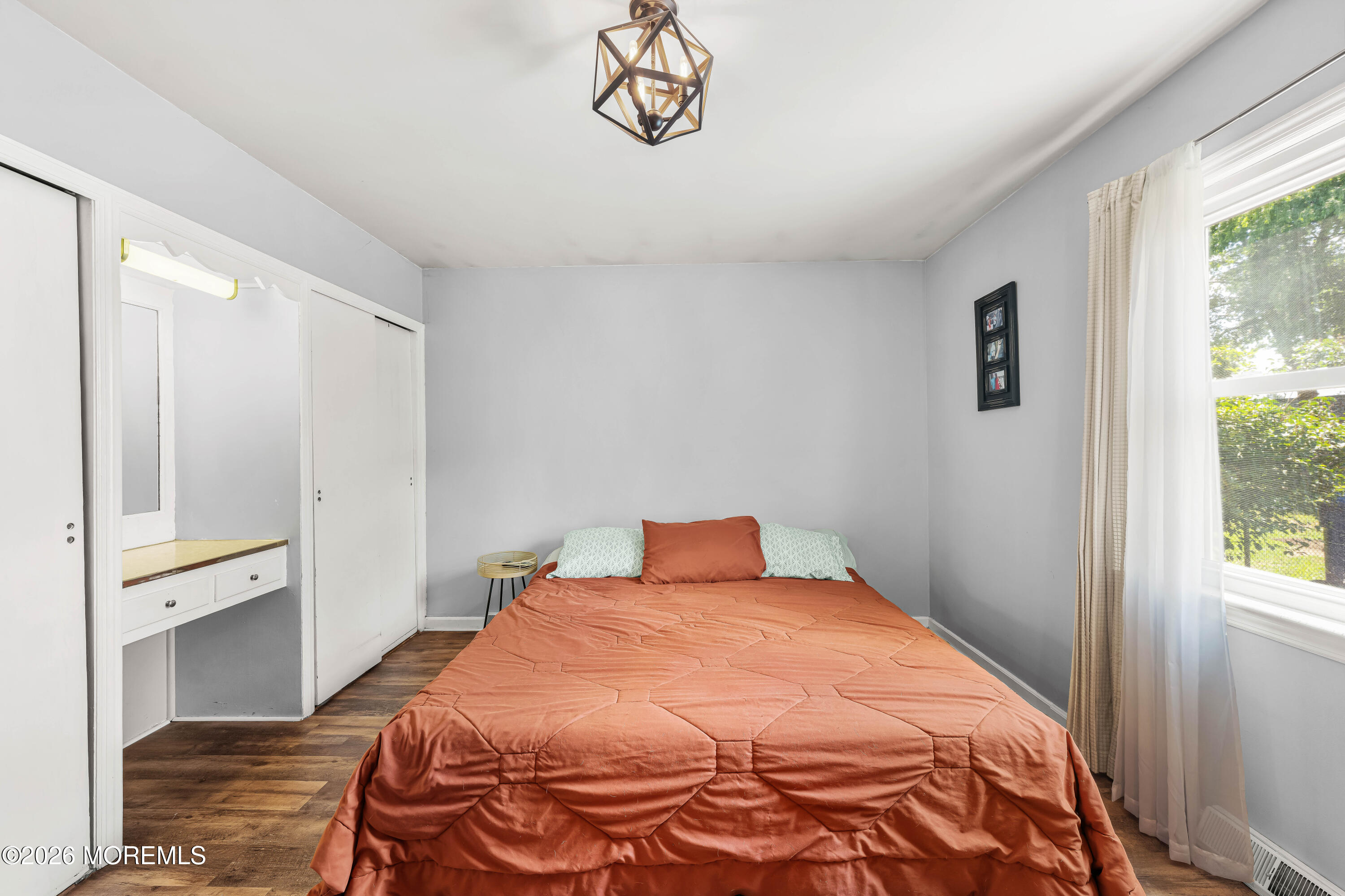 7 Pierrepont Avenue Middlesex NJ 08846