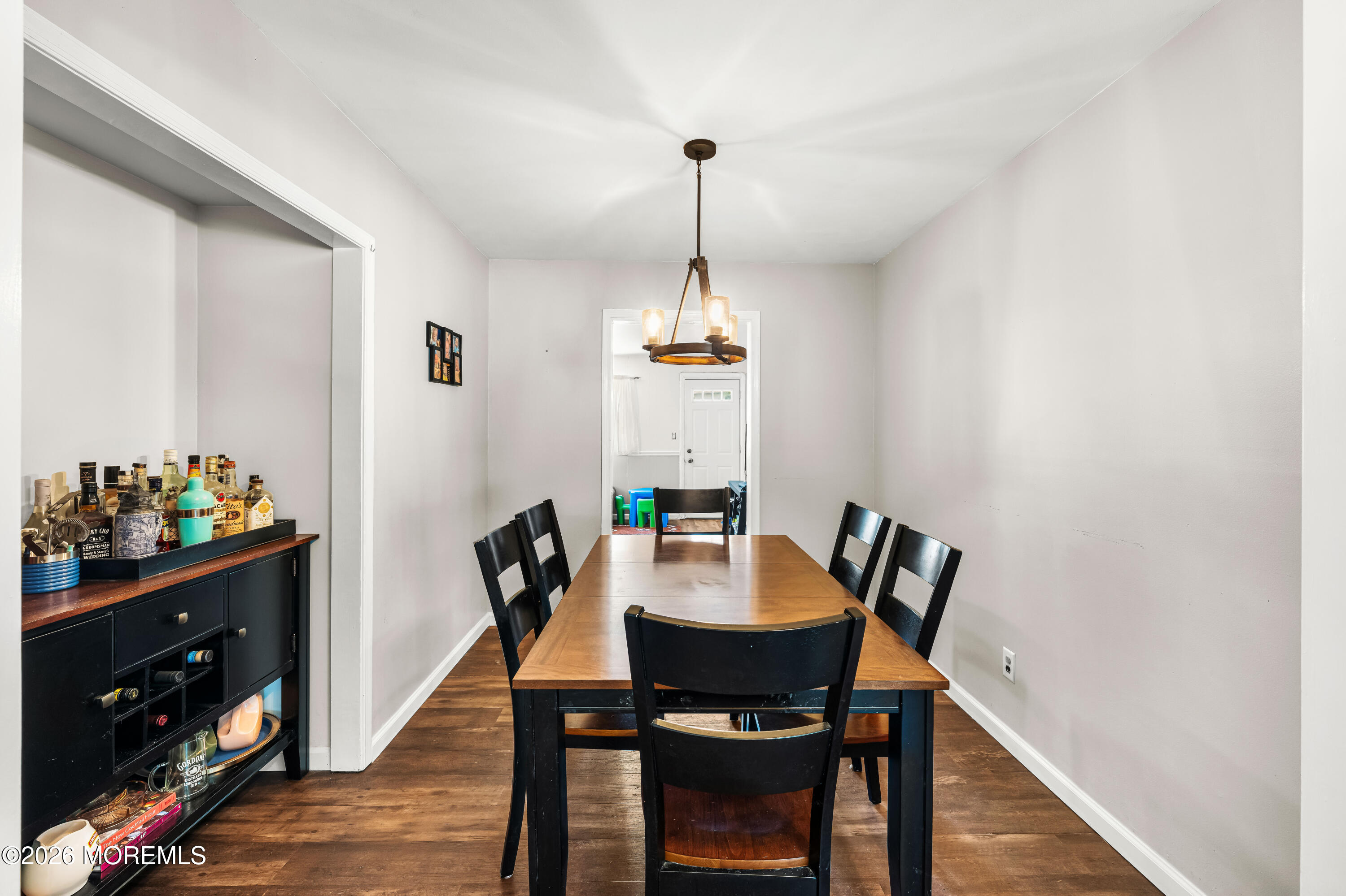 7 Pierrepont Avenue Middlesex NJ 08846