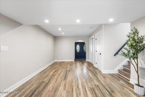 14 London Drive East Brunswick NJ 08816