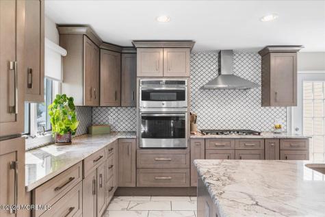 14 London Drive East Brunswick NJ 08816