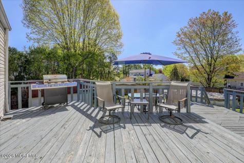 14 London Drive East Brunswick NJ 08816