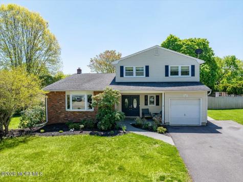 14 London Drive East Brunswick NJ 08816