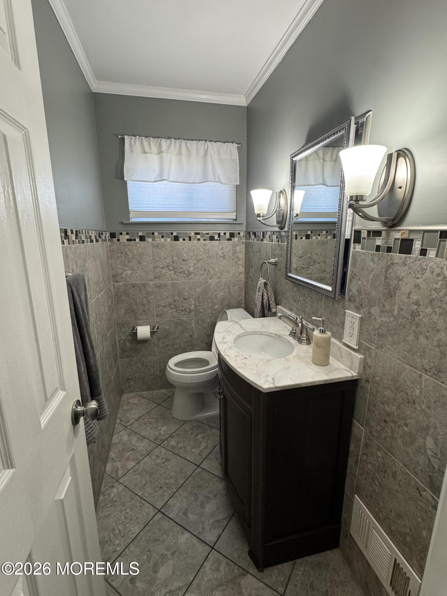 59 Frederick Place Old Bridge NJ 08857