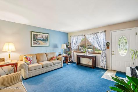 5 Farmdale Road Hazlet NJ 07730