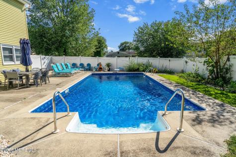 2 Lilac Place Howell NJ 07731