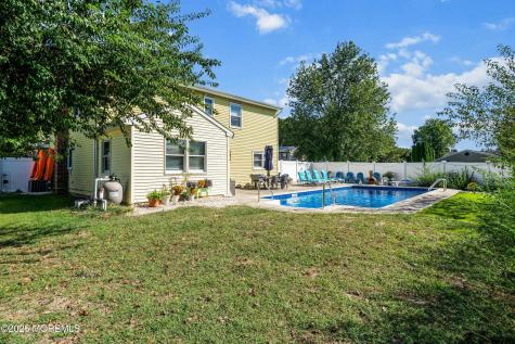 2 Lilac Place Howell NJ 07731