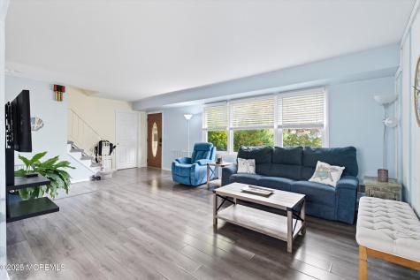 2 Lilac Place Howell NJ 07731