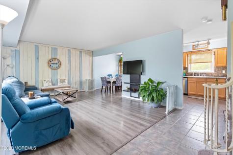 2 Lilac Place Howell NJ 07731
