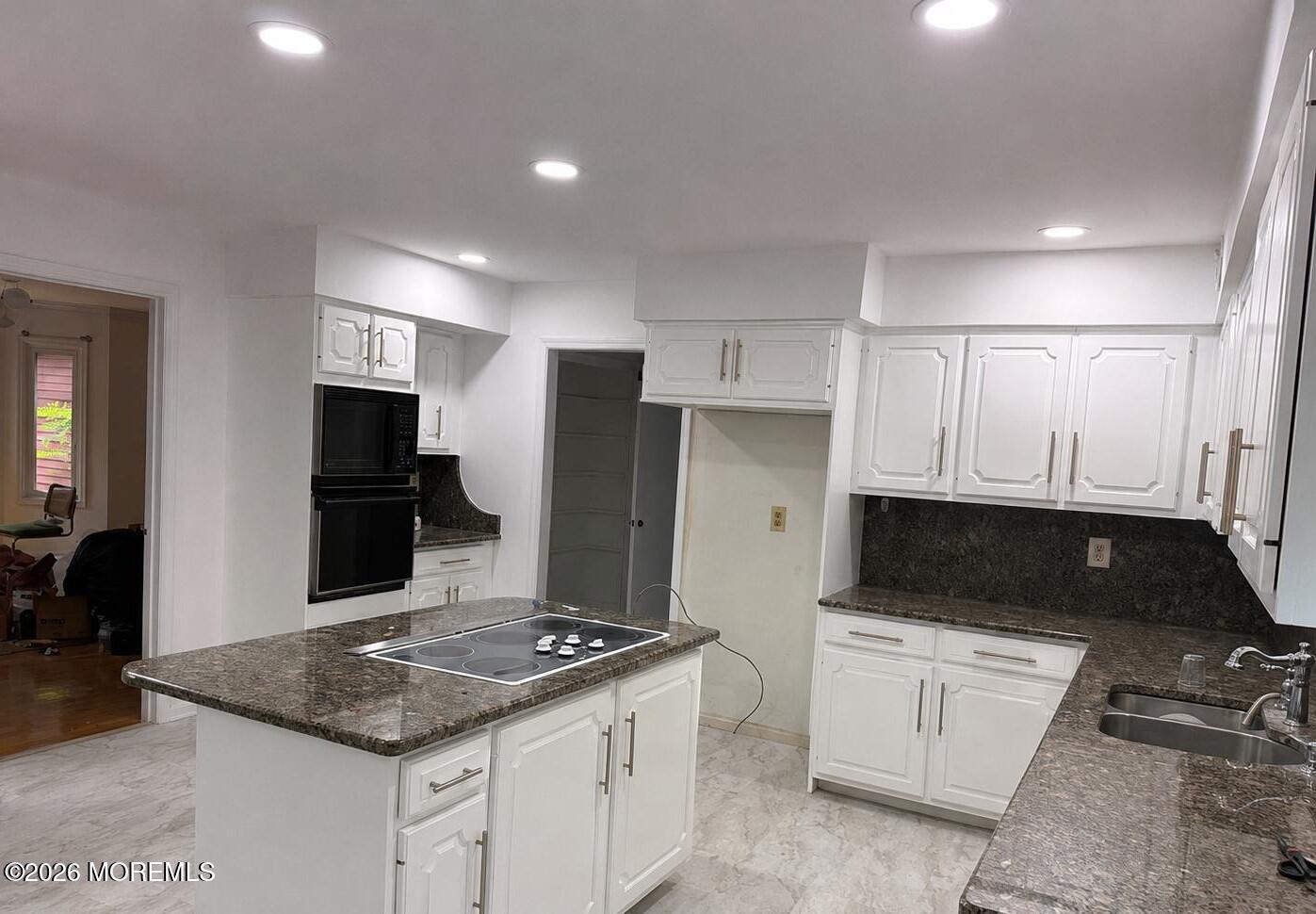 8 Delwood Drive Holmdel NJ 07733