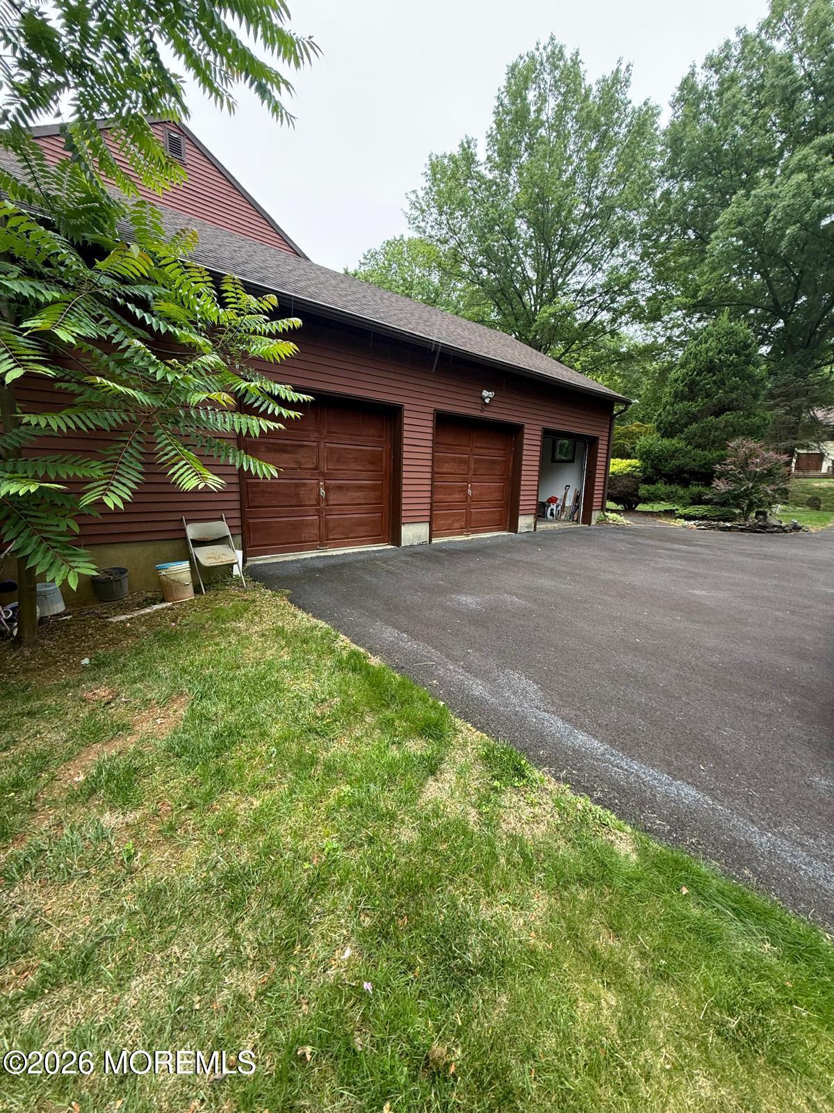 8 Delwood Drive Holmdel NJ 07733