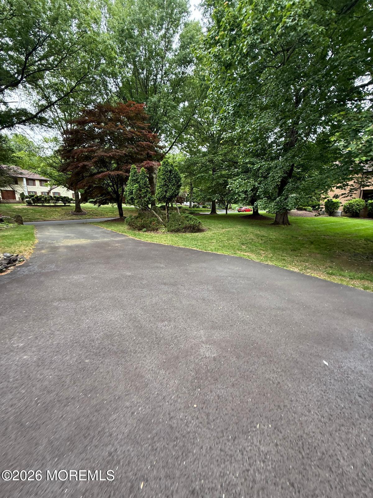 8 Delwood Drive Holmdel NJ 07733
