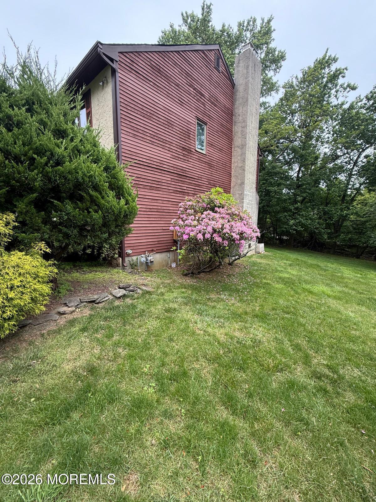 8 Delwood Drive Holmdel NJ 07733