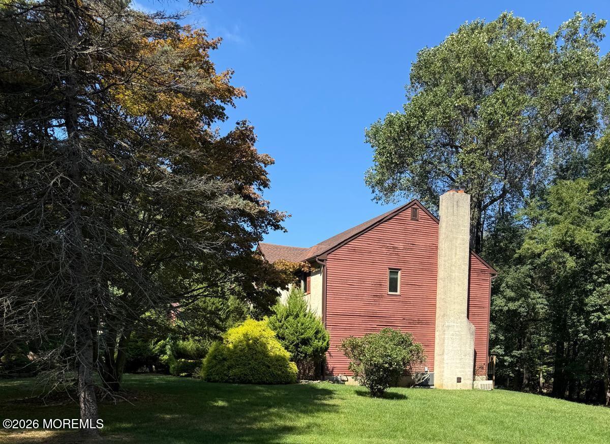 8 Delwood Drive Holmdel NJ 07733