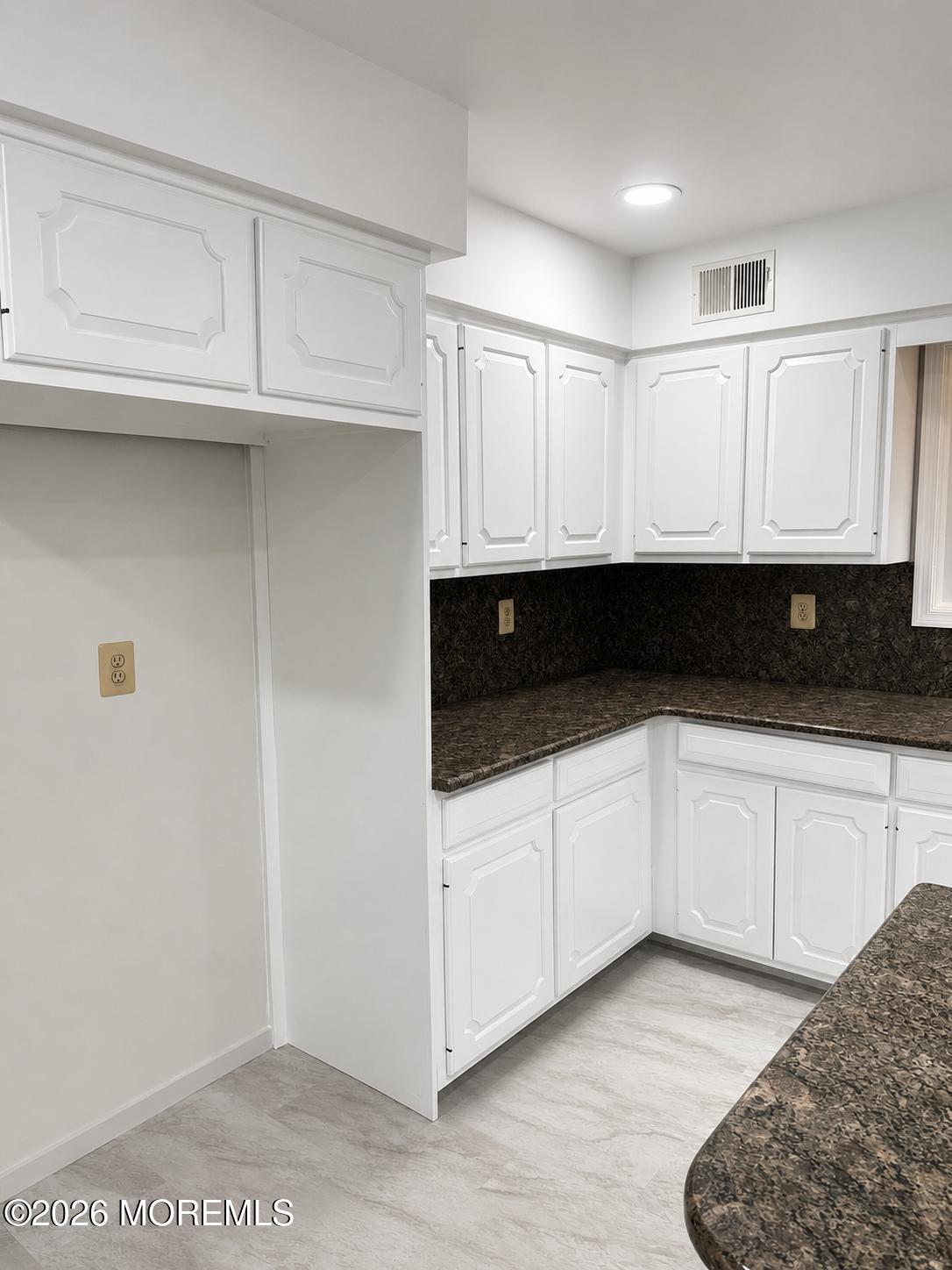 8 Delwood Drive Holmdel NJ 07733