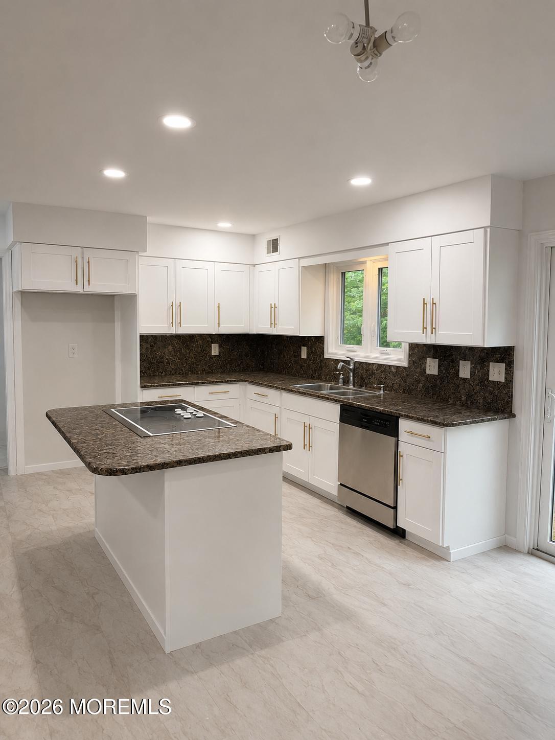 8 Delwood Drive Holmdel NJ 07733