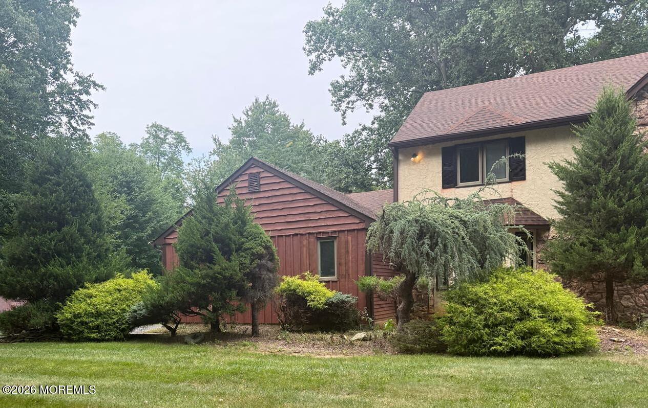 8 Delwood Drive Holmdel NJ 07733