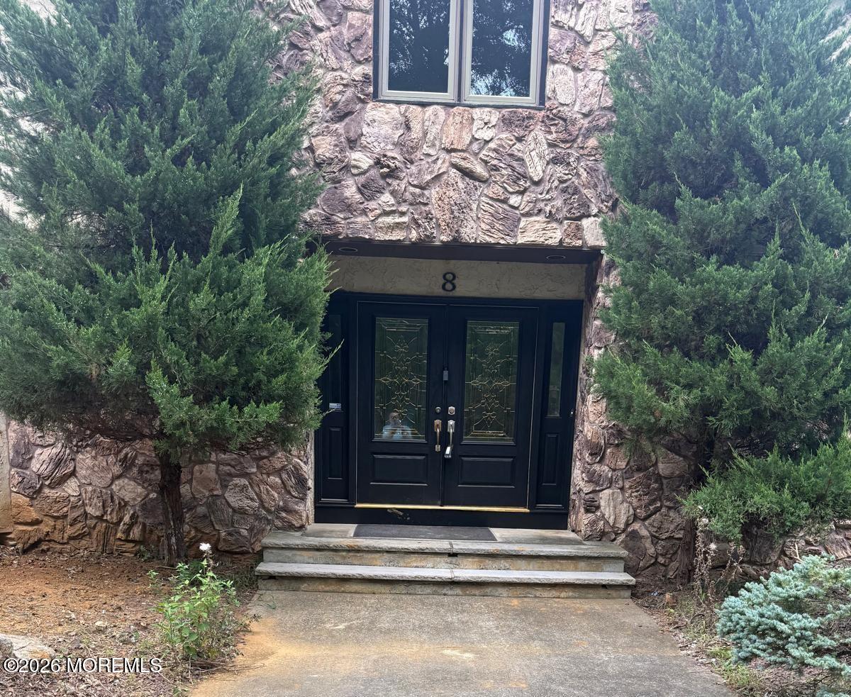 8 Delwood Drive Holmdel NJ 07733