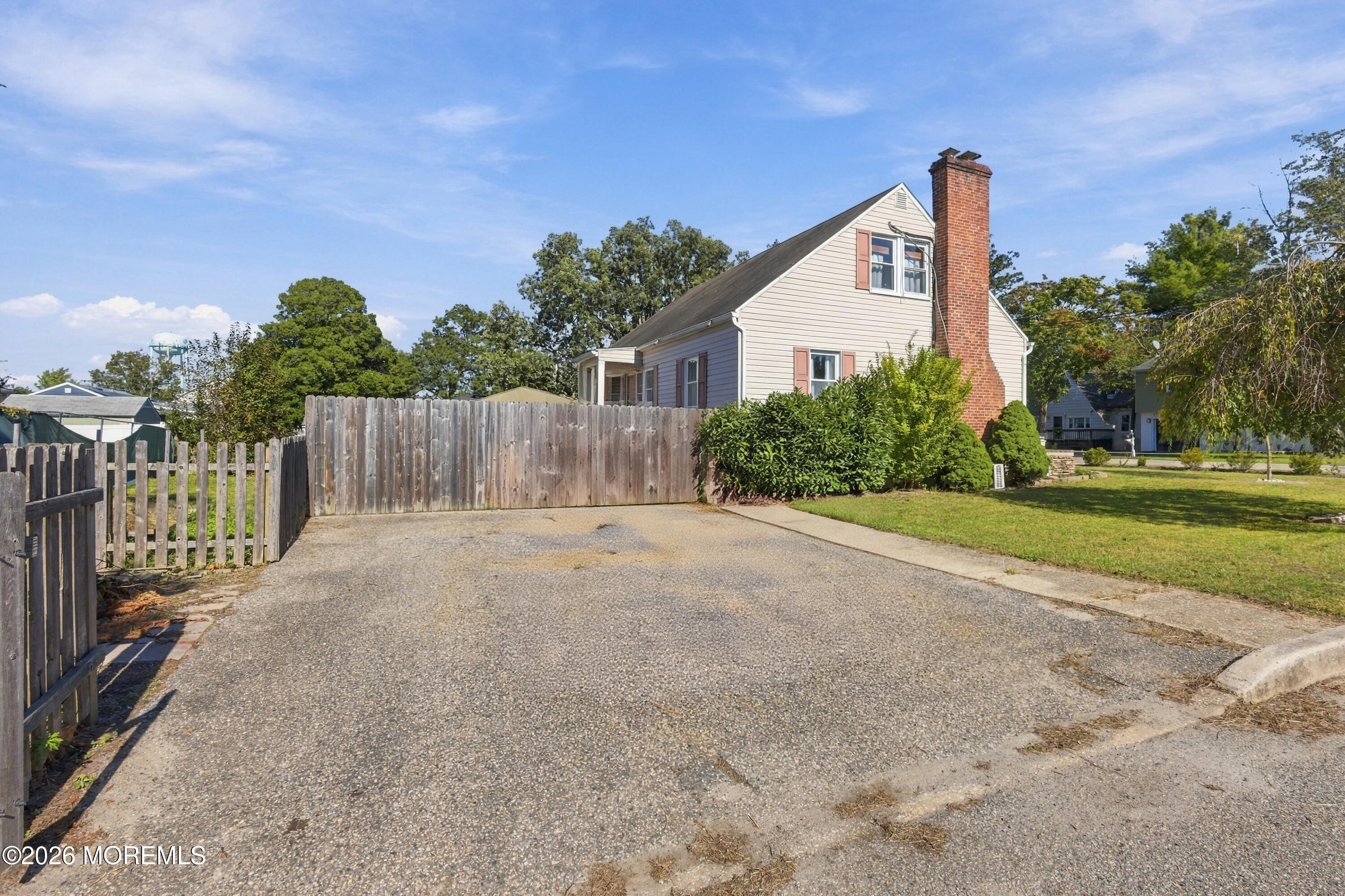 352 Anchor Avenue Beachwood NJ 08722