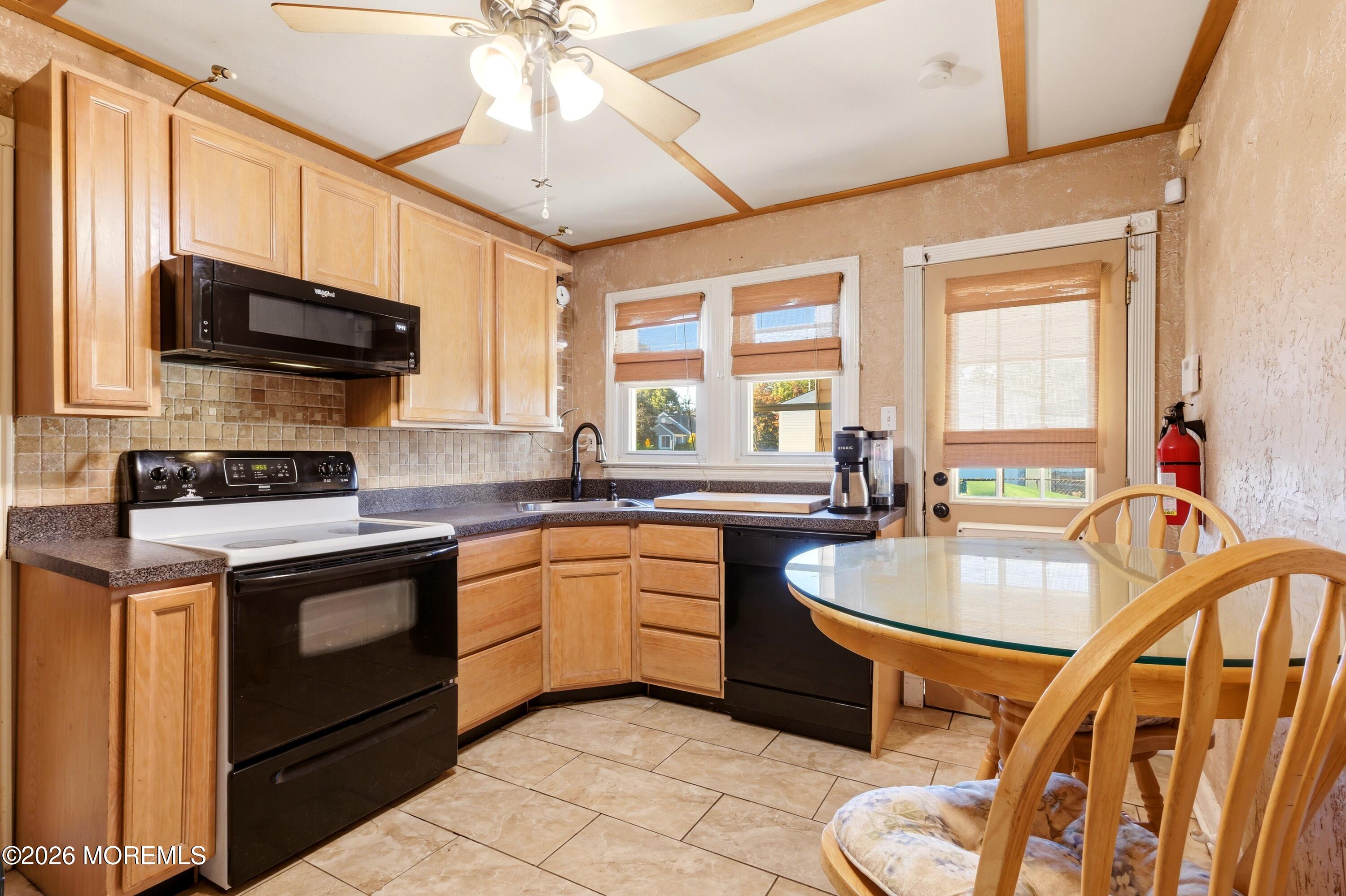 352 Anchor Avenue Beachwood NJ 08722